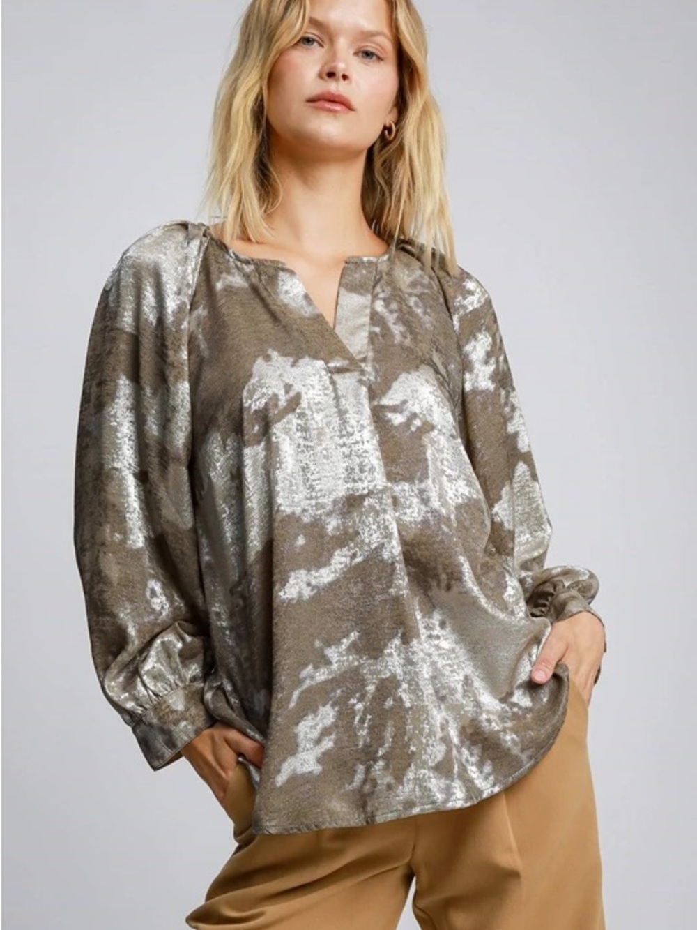 Umgee Metallic V Notched Top Blouse Green Boho NWT Size XL Flowy